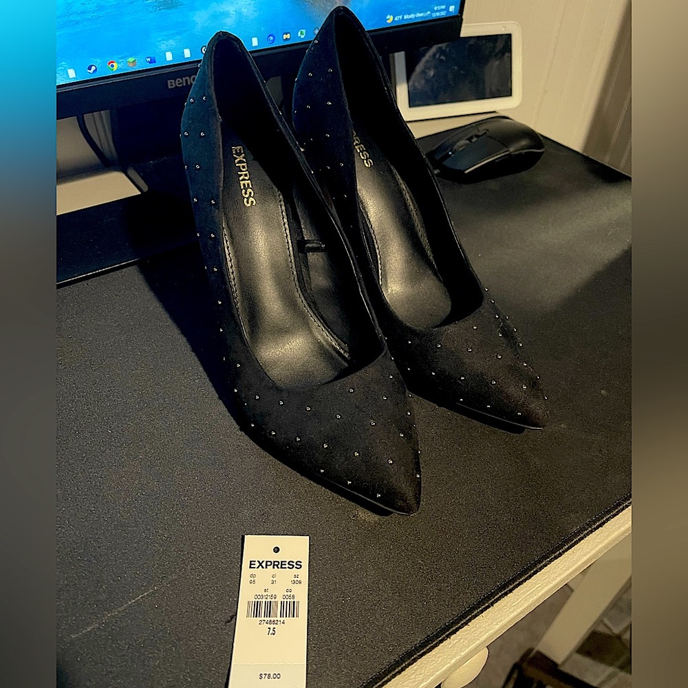 Black Express Pumps. Suede Material with Metal Dot Accents - Woman’s US 7.5 -NWT